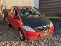 Gebraucht Mercedes A180 Avantgarde 116 PS (85 kW) 2010 Rot Limousine