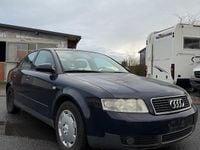 Gebraucht Audi A4 102 PS (75 kW) 2002 Blau Limousine