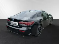 Gebraucht BMW 430 M Sport 286 PS (210 kW) 2025 Black sapphire metallic Coupé