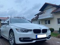 Gebraucht BMW 320 Sport Line 184 PS (135 kW) 2014 Weiß Kombi