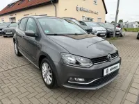 Gebraucht VW Polo LOUNGE 60 PS (44 kW) 2015 Grau Limousine