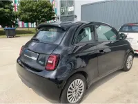 Gebraucht Fiat 500e Action 69 kW (95 PS) 2023 Onyx schwarz) (schwarz Kleinwagen
