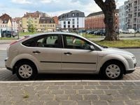 Second-hand Ford Focus 2004 Argintiu Berlinǎ
