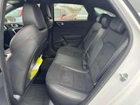 Gebraucht Kia ProCeed GT 204 PS (150 kW) 2019 (hw2) deluxeweiss met. Kombi