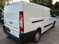 Gebraucht Toyota Proace 163 PS (119 kW) 2015 Weiß Van / Kleinbus