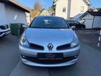 Gebraucht Renault Clio II Dynamique 75 PS (55 kW) 2006 Platingrau Kleinwagen