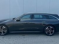 Gebraucht Mercedes E220 197 PS (144 kW) 2024 Grau Limousine