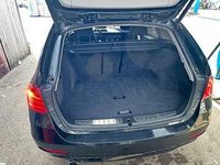 Gebraucht BMW 320 Luxury Line 184 PS (135 kW) 2012 Schwarz Kombi