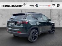 Neu Jeep Compass North 131 PS (96 kW) 2025 Gruen SUV