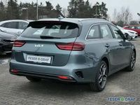 Neu Kia Ceed 140 PS (102 kW) 2025 Pentametal grau Kleinwagen
