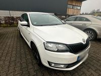 Gebraucht Skoda Rapid 105 PS (77 kW) 2013 Weiß Kleinwagen
