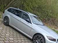 Gebraucht BMW 318 2012 Silber Kombi