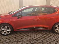 Gebraucht Renault Clio IV 90 PS (66 kW) 2013 Rot Kleinwagen