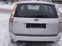 Gebraucht Ford Focus Style 109 PS (80 kW) 2008 Silber Limousine