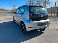 Gebraucht VW up! 60 PS (44 kW) 2020 Silber Kleinwagen