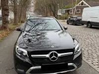 Używany Mercedes GLC250 211 KM (155 kW) 2018 Czarny SUV