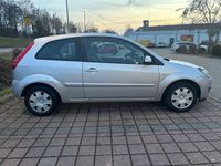 Gebraucht Ford Fiesta 80 PS (58 kW) 2008 Silber Limousine