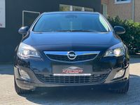 gebraucht Opel Astra Limo Sport Standheizung BiXenon PDC