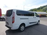 Używany Ford Transit Trend 105 KM (77 kW) 2022 Biały Kombi