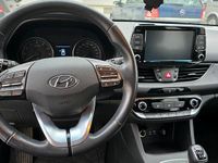 Gebraucht Hyundai i30 140 PS (102 kW) 2020 Weiß Limousine