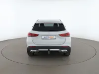 Gebraucht Mercedes GLA200 Progressive 163 PS (119 kW) 2020 Weiß SUV