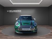 Gebraucht Mini Cooper SE 135 kW (184 PS) 2021 British racing green iv metall Kleinwagen