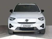 Gebraucht Volvo EX40 Plus 185 kW (252 PS) 2025 Crystal white / metallic SUV