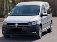 Gebraucht VW Caddy Trendline 102 PS (75 kW) 2016 Silber Van / Kleinbus