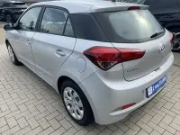 Gebraucht Hyundai i20 75 PS (55 kW) 2017 Silber Limousine