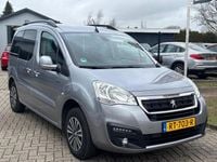 Gebraucht Peugeot Partner Tepee Allure 49 kW (67 PS) 2018 Grau Van / Kleinbus