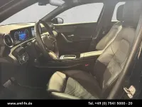 Gebraucht Mercedes A180 Advanced 136 PS (100 kW) 2023 Lack kosmosschwarz Limousine