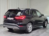 Gebraucht BMW X1 Advantage 150 PS (110 kW) 2016 Schwarz, black sapphire metallic SUV