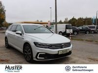 Gebraucht VW Passat 156 PS (114 kW) 2020 Oryxweiß perlmutteffekt 7000 (metallic) Kombi