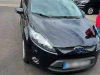 Gebraucht Ford Fiesta 80 PS (58 kW) 2011 Schwarz Kleinwagen