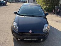Gebraucht Fiat Punto Lounge 105 PS (77 kW) 2016 Blu suggestivo Kleinwagen