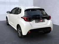 Gebraucht Mazda 2 116 PS (85 kW) 2022 Northern white pearl (metallic) Limousine