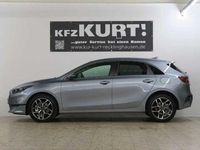 Neu Kia Ceed Style 140 PS (102 kW) 2025 Silber Kleinwagen