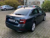 Gebraucht Skoda Octavia Ambition 190 PS (139 kW) 2018 Grau Limousine