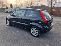 Gebraucht Ford Fiesta 60 PS (44 kW) 2007 Blau Kleinwagen