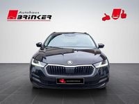 Gebraucht Skoda Octavia Tour 150 PS (110 kW) 2022 Schwarzmagic perleffekt Kombi