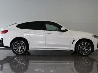 Gebraucht BMW X4 Sport Line 286 PS (210 kW) 2024 Weiß SUV