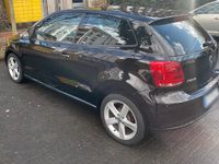 Gebraucht VW Polo Black Edition 60 PS (44 kW) 2014 Schwarz Kleinwagen