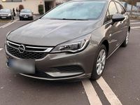 Gebraucht Opel Astra Edition 110 PS (80 kW) 2017 Grau Kombi
