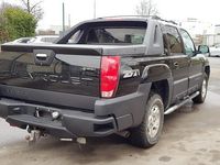 Second-hand Chevrolet Avalanche 325 CP (239 kW) 2006 Negru Pickup