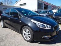 Gebraucht Kia Ceed DREAM-TEAM Edition 135 PS (99 kW) 2015 Schwarz Kleinwagen