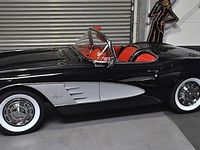 Second-hand Corvette C1 230 CP (169 kW) 1960 Negru Cabrio