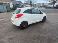 Gebraucht Ford Ka 69 PS (50 kW) 2010 Weiß Kleinwagen