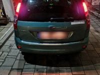 Gebraucht Ford Fiesta 69 PS (50 kW) 2006 Grün Kleinwagen