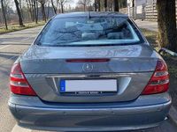 Gebraucht Mercedes E240 Avantgarde 177 PS (130 kW) 2004 Limousine