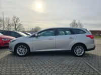 Gebraucht Ford Focus Cool & Connect 125 PS (91 kW) 2018 Grau Kombi